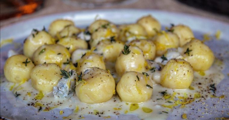 Gnocchetti di patate con gorgonzola timo e limone